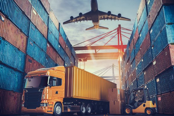 Apesar das restrições de circulação&amp;#44; o setor mantém saldo positivo de empregos 